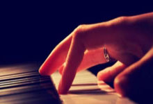 [图]萨内破门格纳布里建功 拜仁客场2-1不来梅.